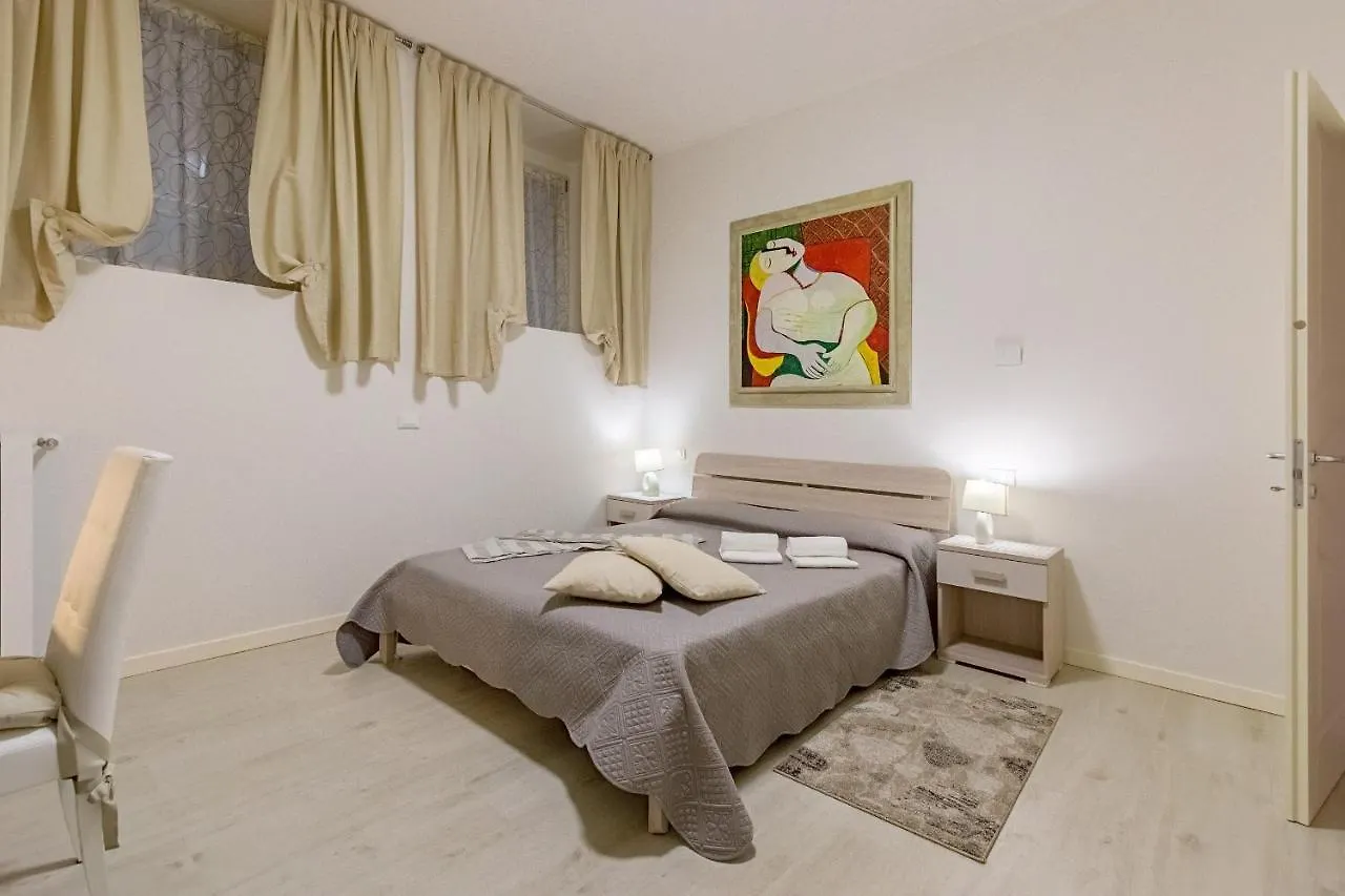 Zanardelli 1 Apartment By Wonderful Italy Сало
