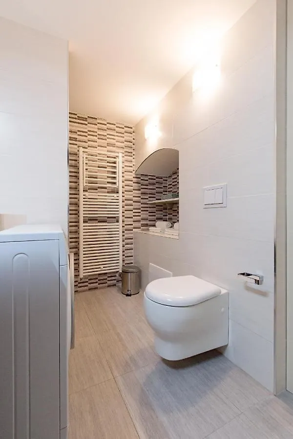 Zanardelli 1 Apartment By Wonderful Italy Сало 0*,