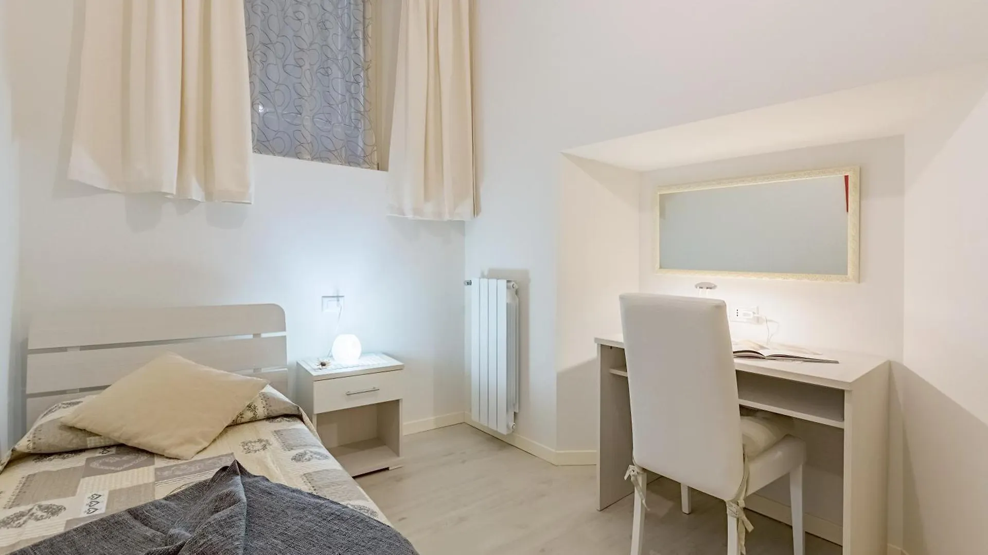 Zanardelli 1 Apartment By Wonderful Italy Сало Италия